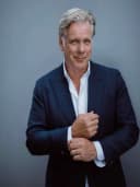 Erik Thomson